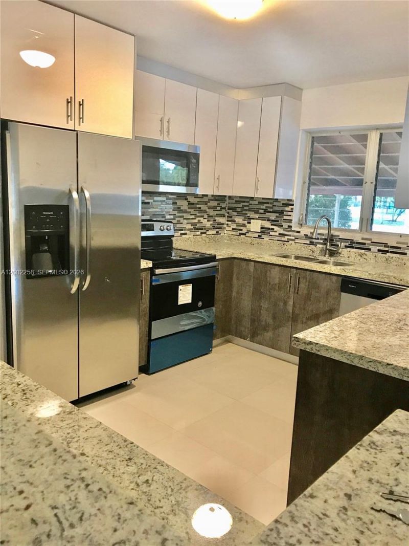 3700 Taft St , Hollywood, FL 33021 Photo