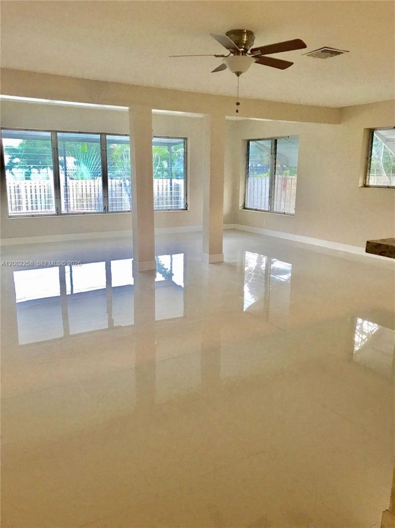 3700 Taft St , Hollywood, FL 33021 Photo