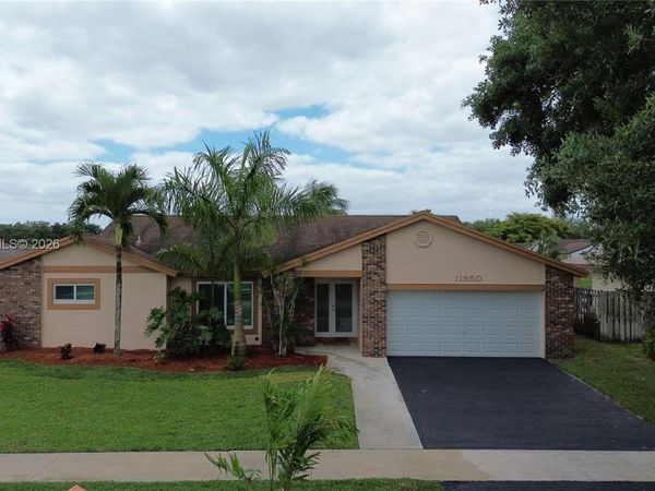 11950 SW 49th Ct , Cooper City, FL 33330