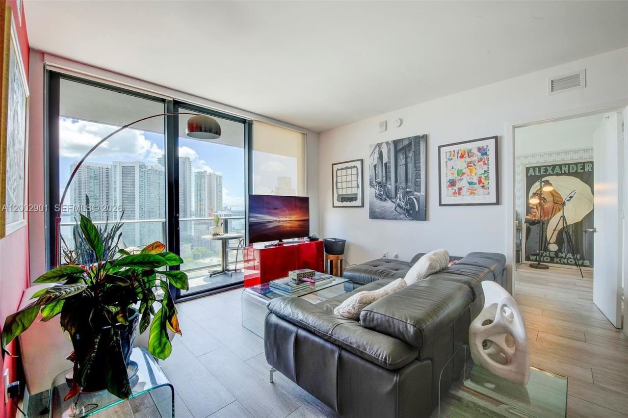 121 NE 34th St , Unit 1607, Miami, FL 33137 Photo