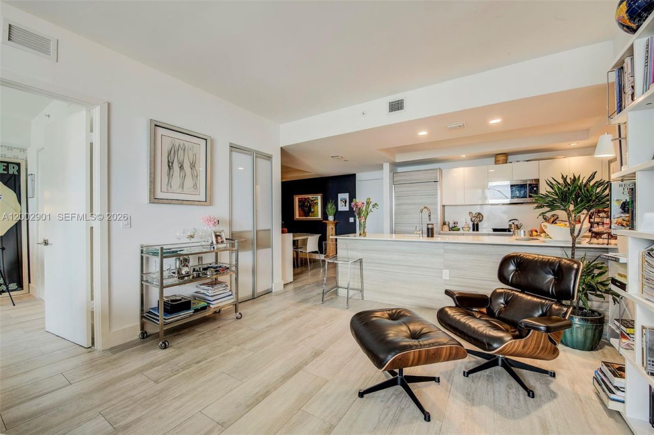 121 NE 34th St , Unit 1607, Miami, FL 33137 Photo