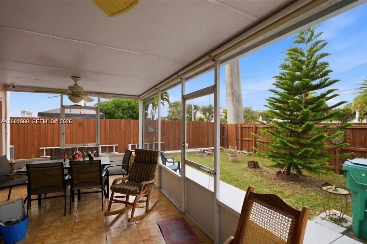 13741 SW 160th Ter , Miami, FL 33177 Photo