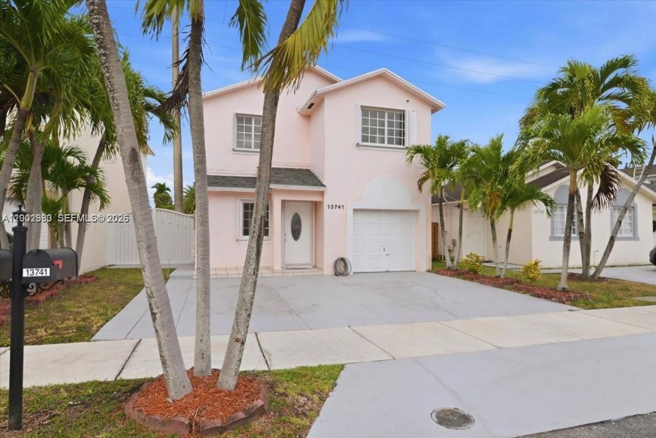 13741 SW 160th Ter , Miami, FL 33177 Photo