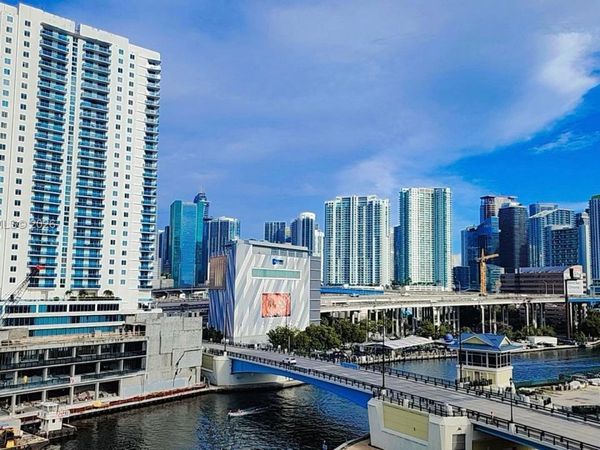 10 SW South River Dr , Unit 802, Miami, FL 33130