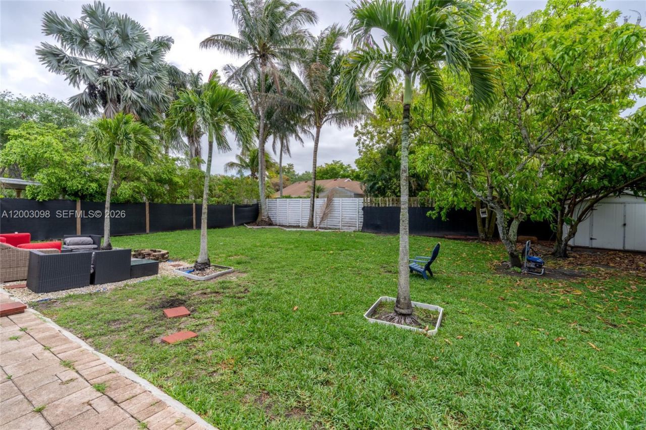 14762 SW 143rd Ter , Miami, FL 33196 Photo