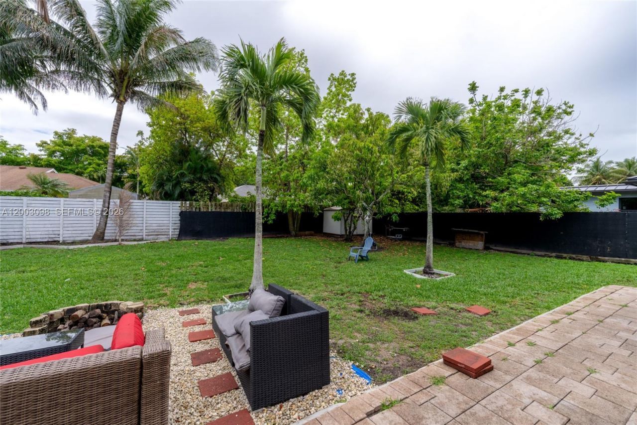 14762 SW 143rd Ter , Miami, FL 33196 Photo