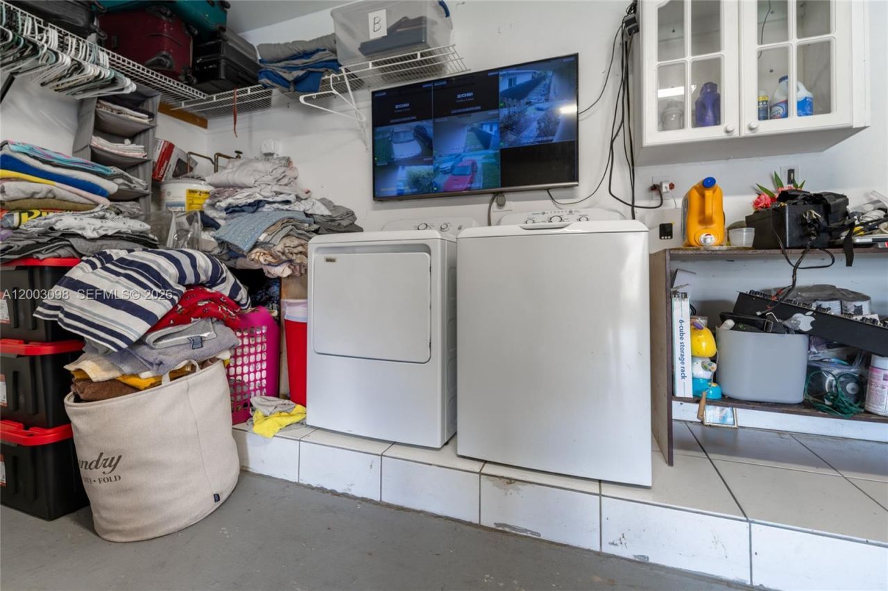 14762 SW 143rd Ter , Miami, FL 33196 Photo