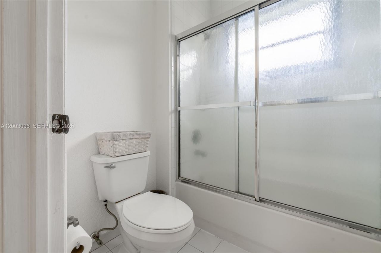 14762 SW 143rd Ter , Miami, FL 33196 Photo