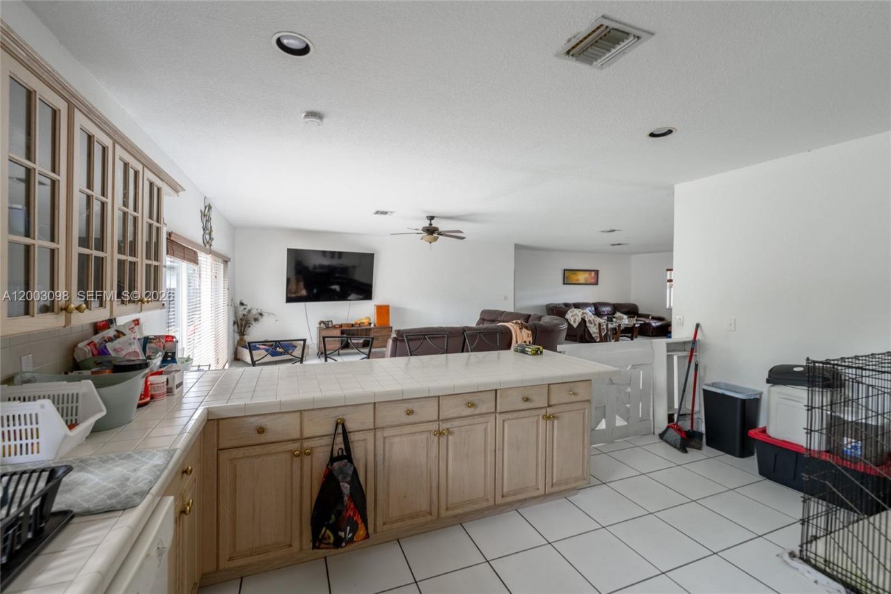 14762 SW 143rd Ter , Miami, FL 33196 Photo