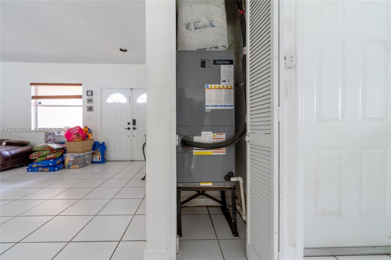 14762 SW 143rd Ter , Miami, FL 33196 Photo