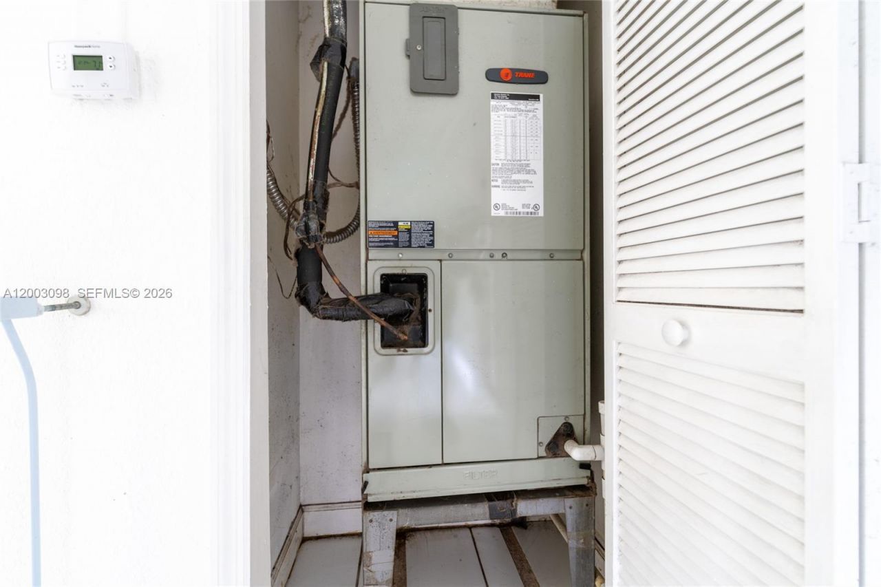 14762 SW 143rd Ter , Miami, FL 33196 Photo