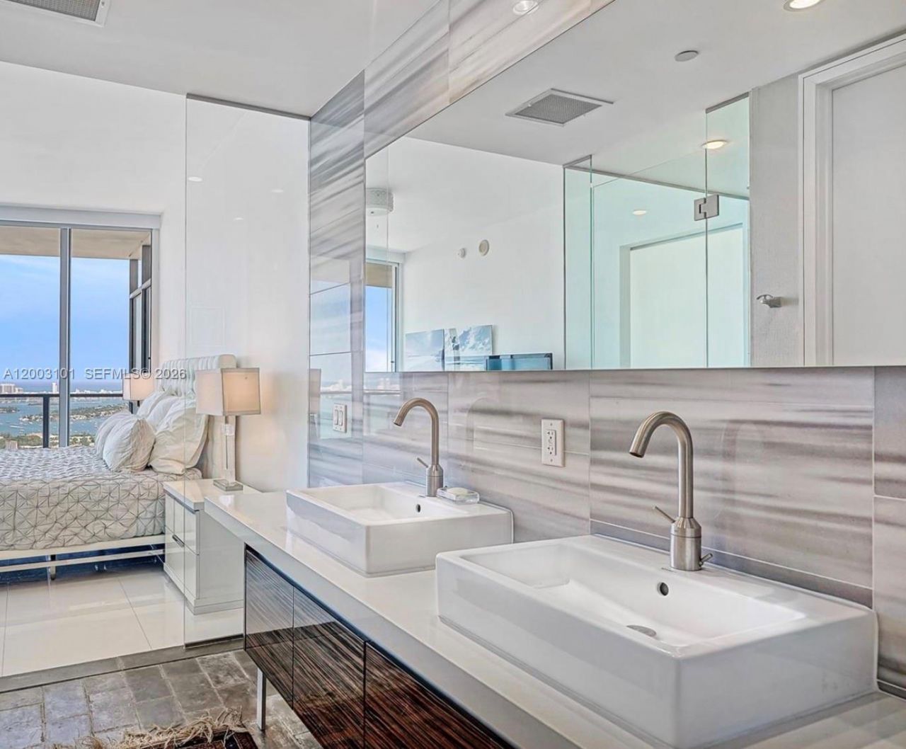 1100 Biscayne Blvd , Unit 4803, Miami, FL 33132 Photo