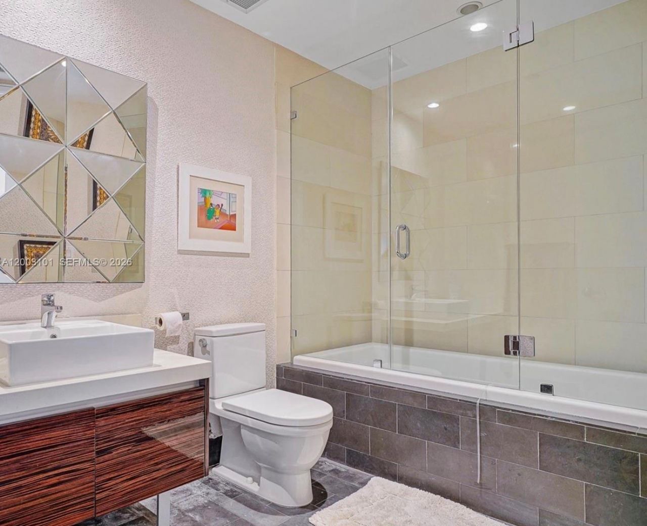 1100 Biscayne Blvd , Unit 4803, Miami, FL 33132 Photo