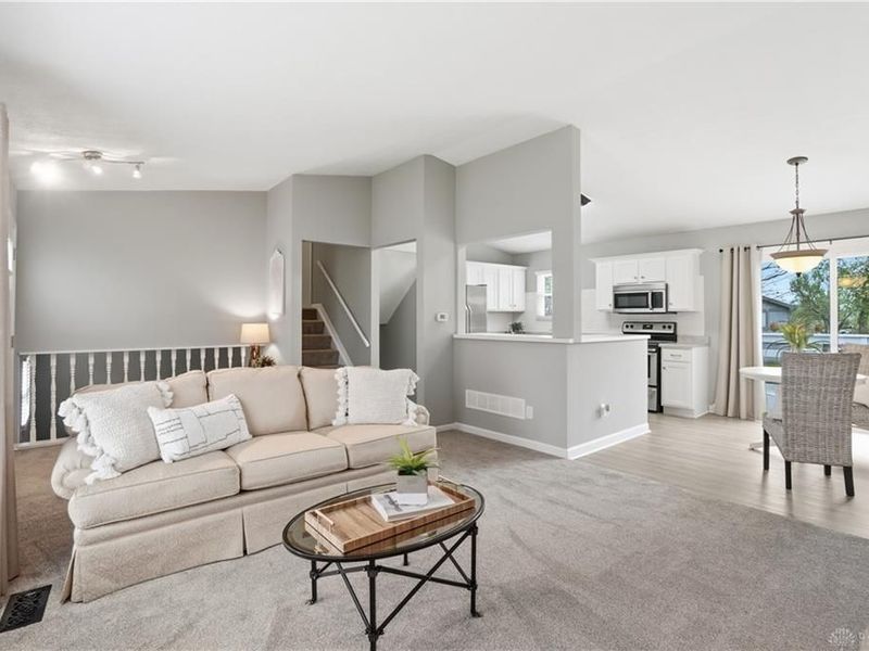 5546 Highfield Court, West Chester, OH 45069 Photo 6