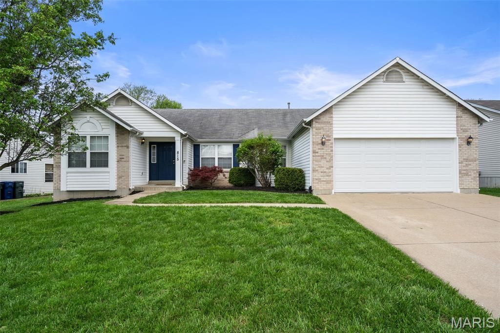 815 Whisper Creek Court, Wentzville, MO 63385 Main Photo