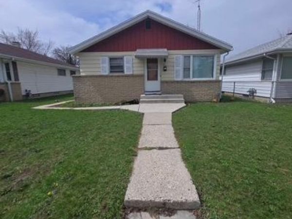 4871 N Sherman BOULEVARD, Milwaukee, WI 53209