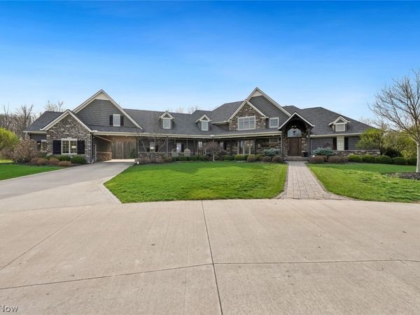 3450 Nagel Road , Avon, OH 44011
