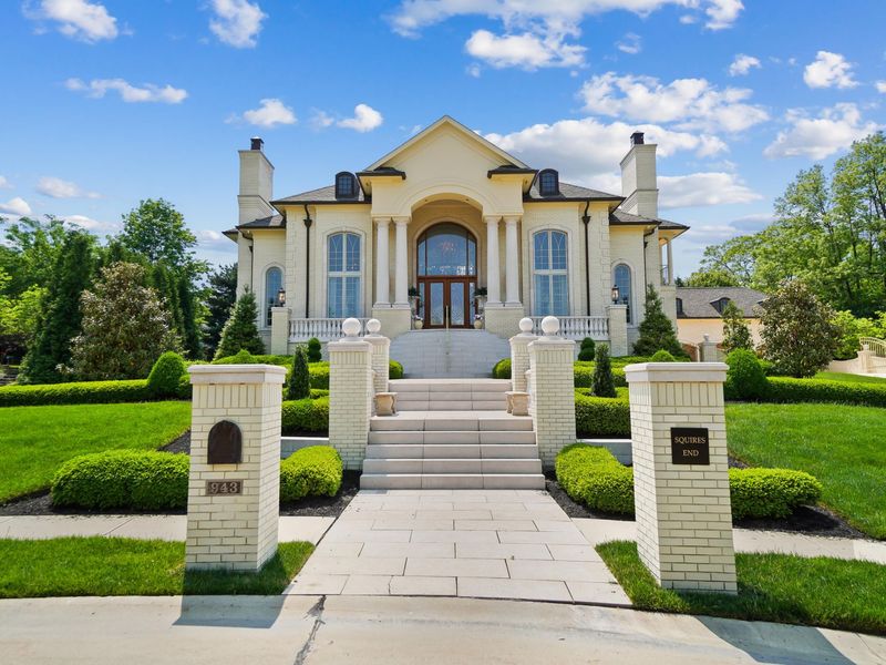 943 Squire Oaks Drive, Villa Hills, KY 41017 Photo 5