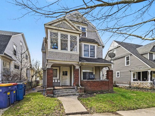 1130 Jackson Street NW, Grand Rapids, MI 49504