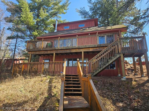 4045 Long Lake Shores Road , Eveleth, MN 55734