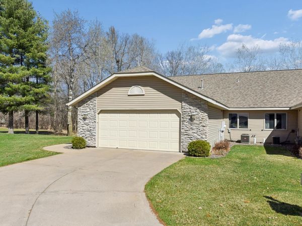 650 Deer Path , Osceola, WI 54020