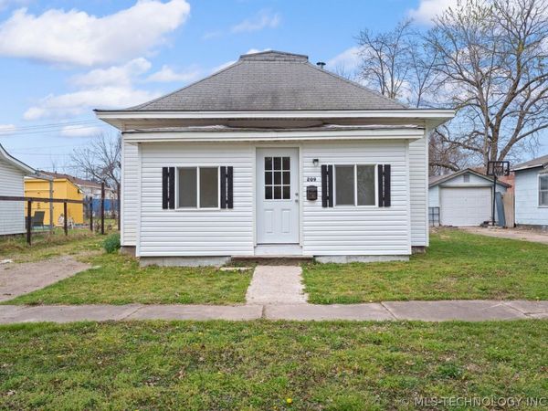 209 F NE, Miami, OK 74354