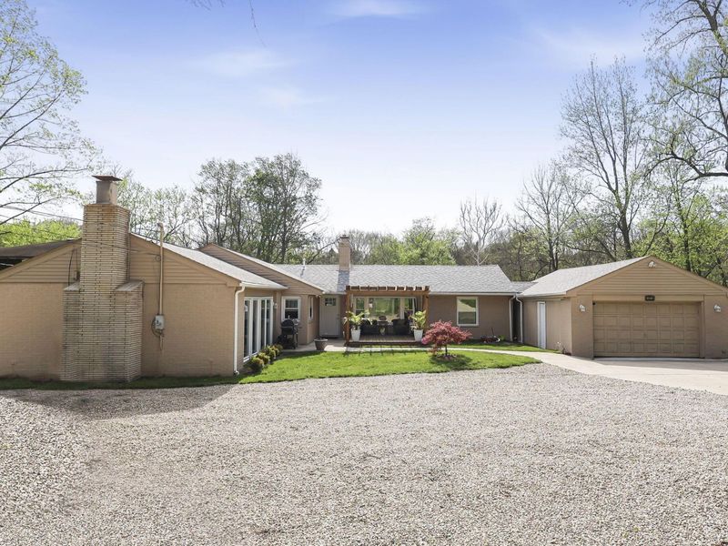 10618 Riverside Drive, Powell, OH 43065 Photo 2