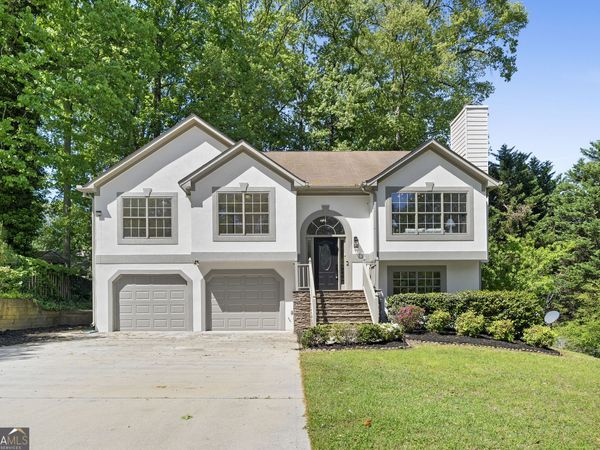 870 Long Branch Circle, Sugar Hill, GA 30518