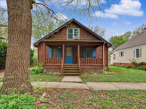 705 S Wabash Avenue , Urbana, IL 61801