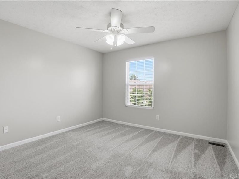 413 Hennepin Drive, Hamilton Township, OH 45039 Photo 11