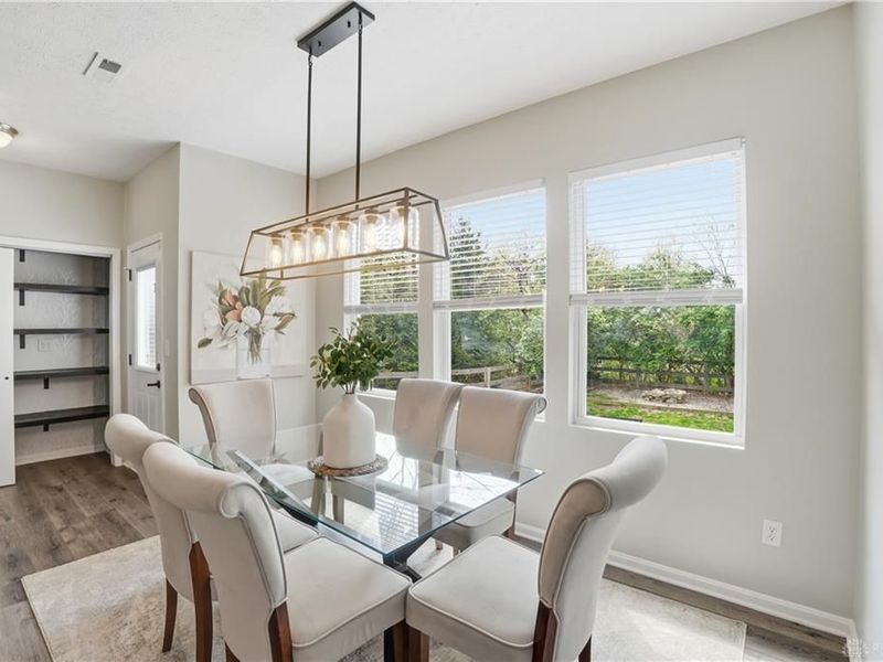 413 Hennepin Drive, Hamilton Township, OH 45039 Photo 4