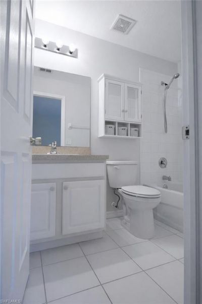 8287 Pacific Beach Dr, Fort Myers, FL 33966 Photo