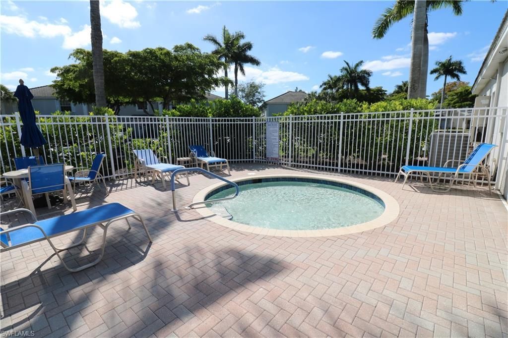 8287 Pacific Beach Dr, Fort Myers, FL 33966 Photo