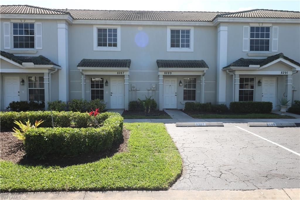 8287 Pacific Beach Dr, Fort Myers, FL 33966 Photo