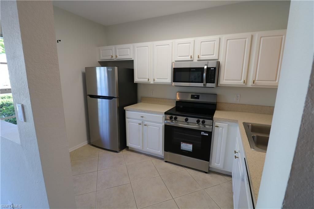 8287 Pacific Beach Dr, Fort Myers, FL 33966 Photo