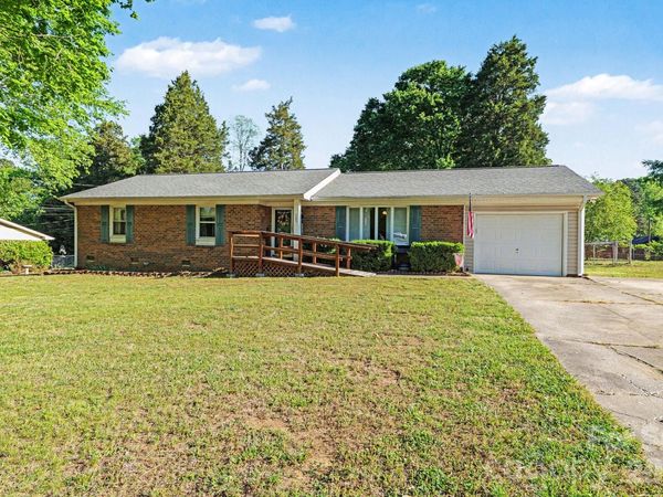 105 Stoneybrook Road, Salisbury, NC 28147