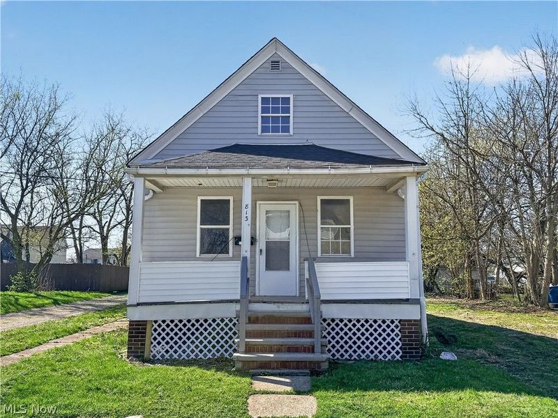 813 W 17th Street , Lorain, OH 44052 Photo 1