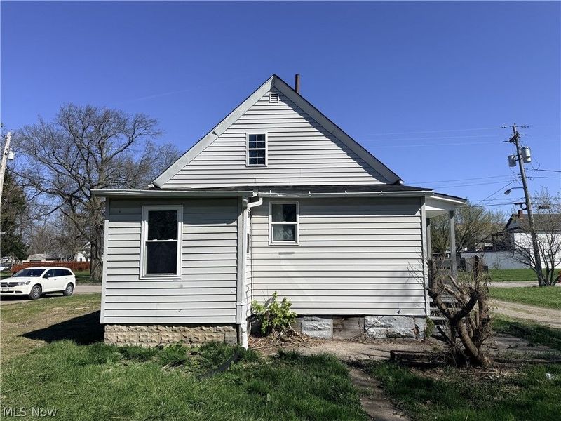 813 W 17th Street , Lorain, OH 44052 Photo 17