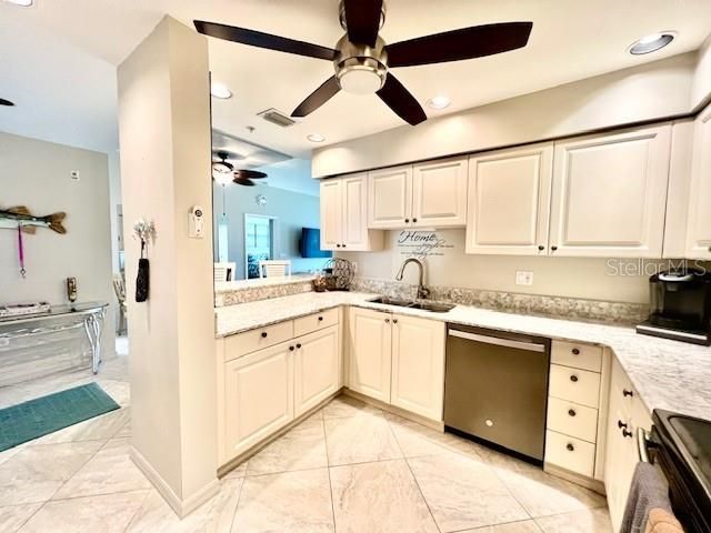 2060 Matecumbe Key Road, Unit 2102, Punta Gorda, FL 33955 Photo