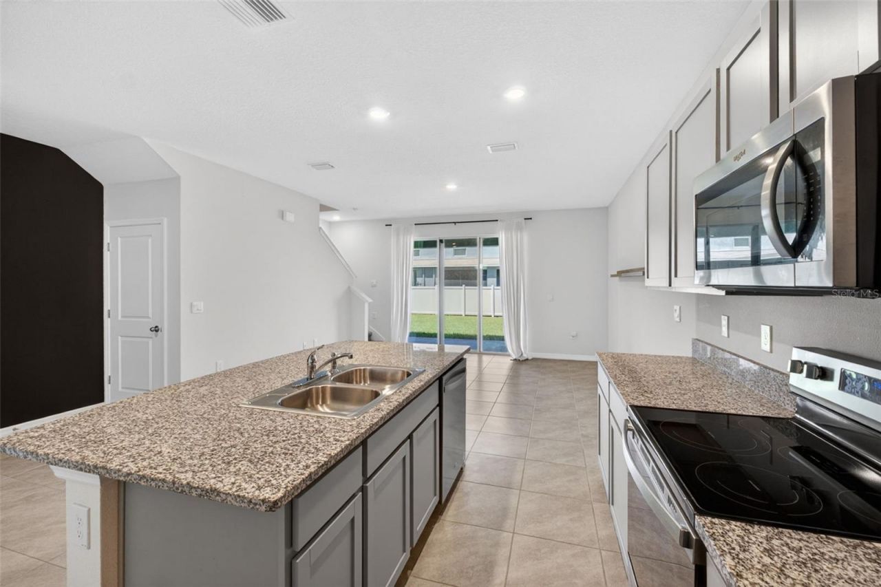 33105 Major Oak Drive, Wesley Chapel, FL 33545 Photo