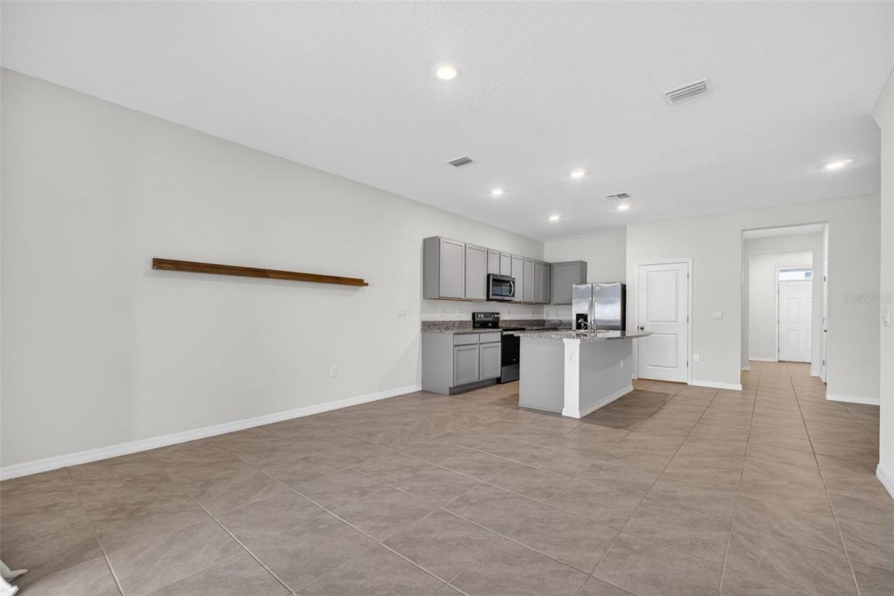 33105 Major Oak Drive, Wesley Chapel, FL 33545 Photo