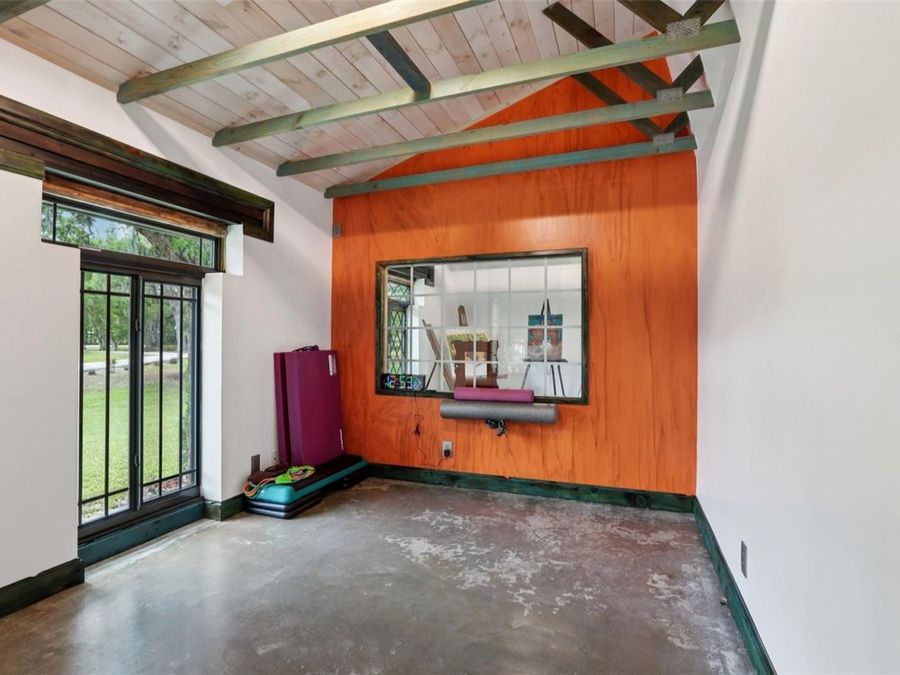 Property Image 61