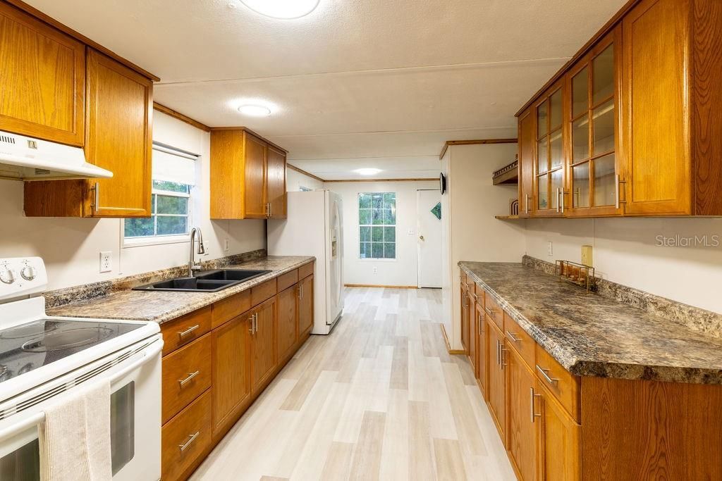 9591 NE 87th Place , Bronson, FL 32621 Photo