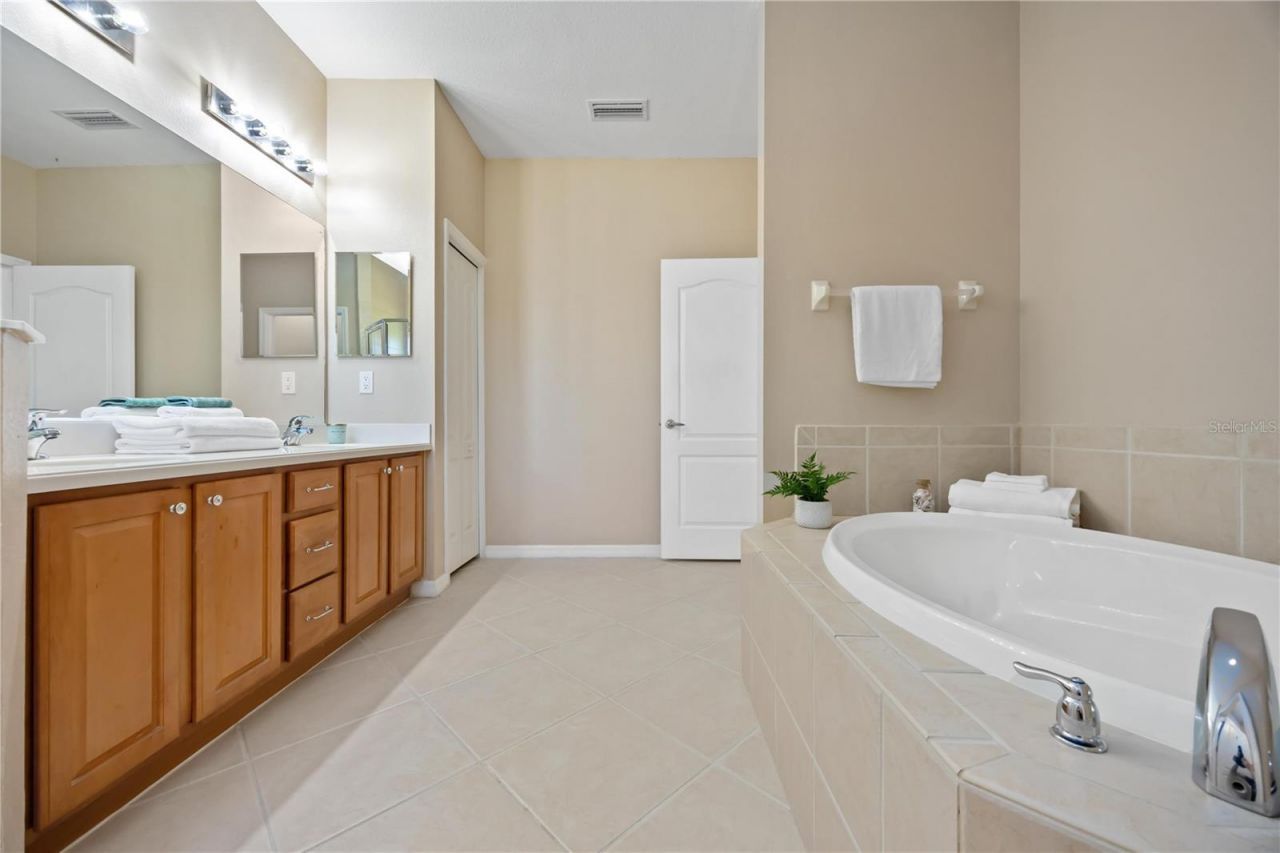 8769 Monterey Bay Loop, Bradenton, FL 34212 Photo