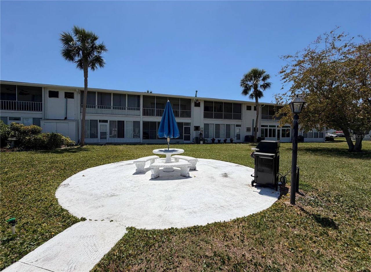 102 46th Avenue Terrace W, Unit 403, Bradenton, FL 34207 Photo