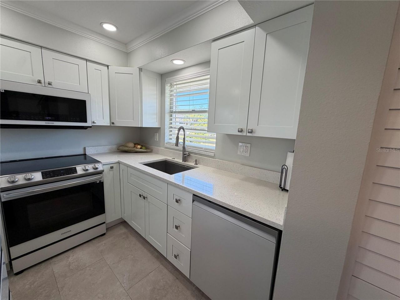 102 46th Avenue Terrace W, Unit 403, Bradenton, FL 34207 Photo