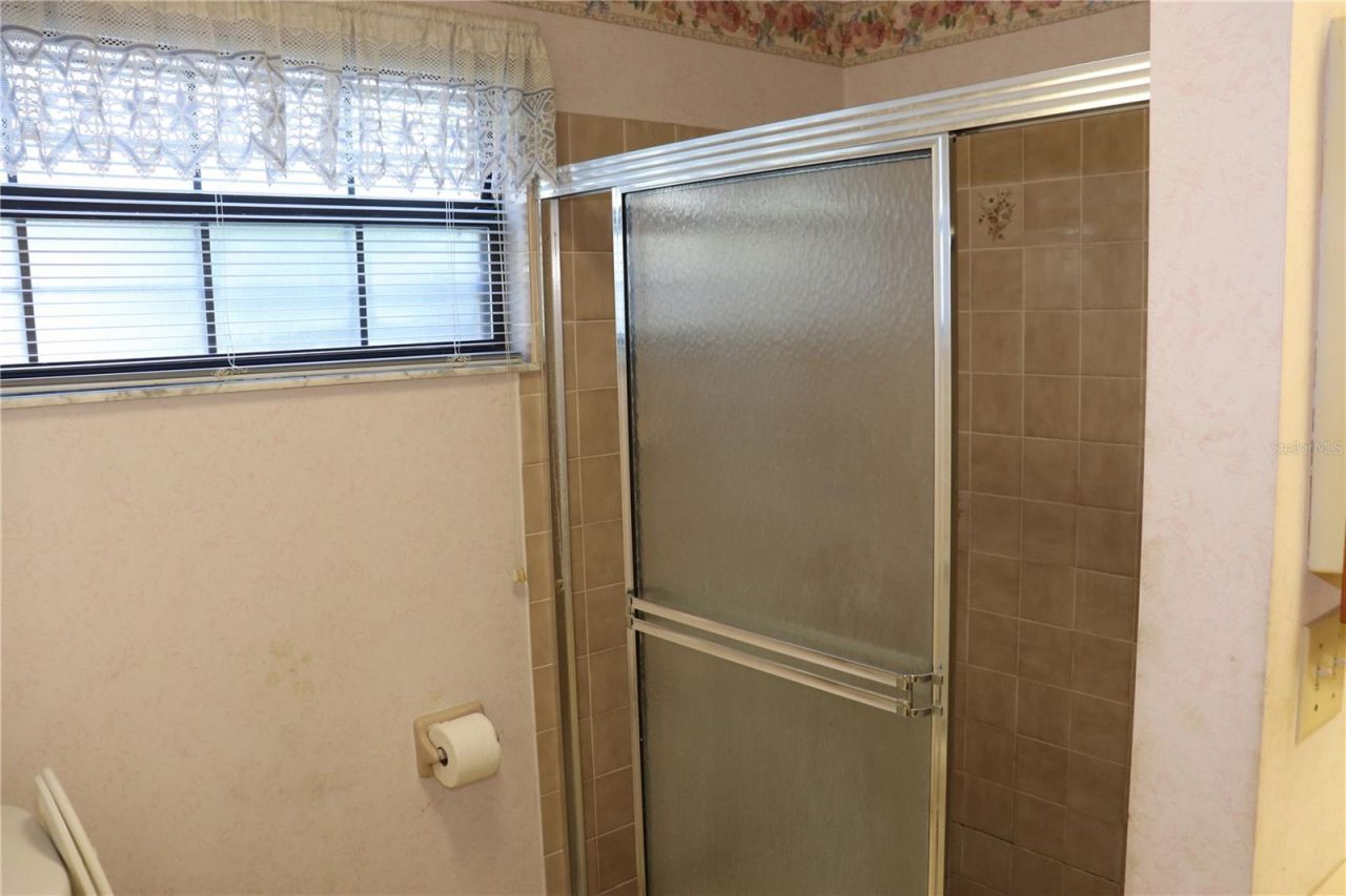 1112 NE 130 Terrace , Silver Springs, FL 34488 Photo