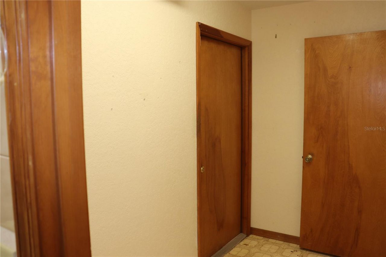 1112 NE 130 Terrace , Silver Springs, FL 34488 Photo