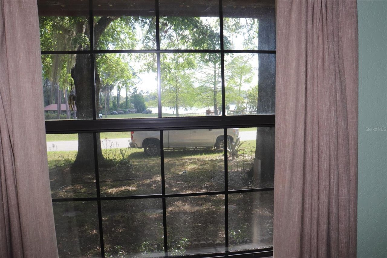 1112 NE 130 Terrace , Silver Springs, FL 34488 Photo