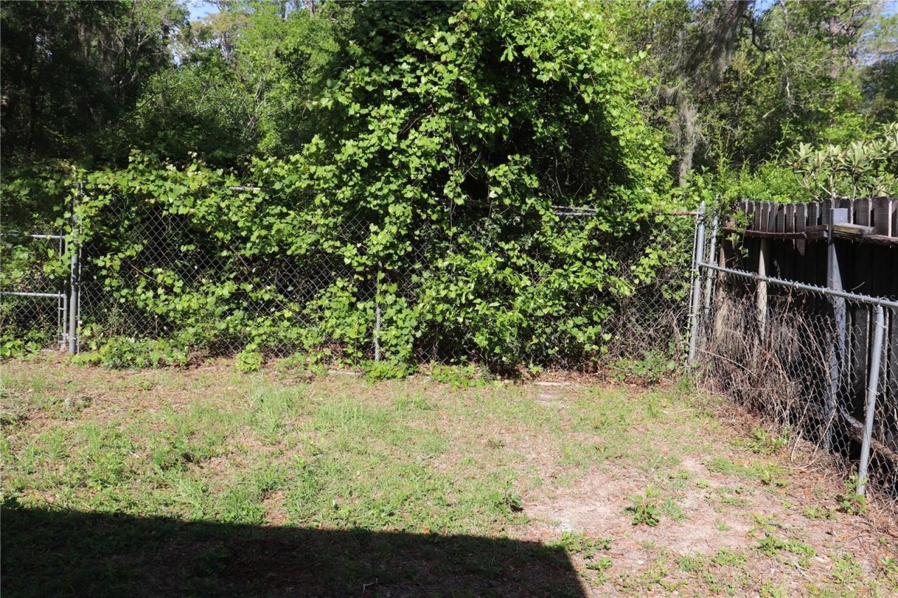 1112 NE 130 Terrace , Silver Springs, FL 34488 Photo